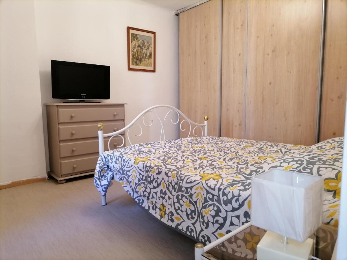 Maison Climatisee ,2 Chambres, Parking Compris