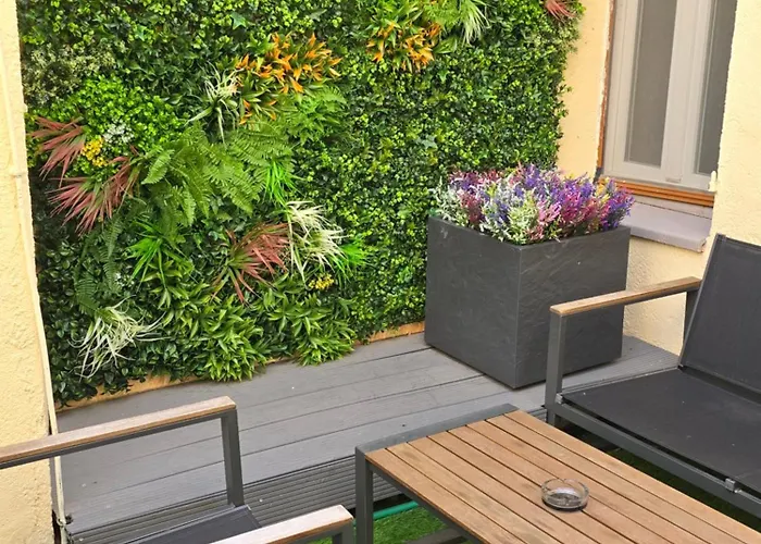 Maison Climatisee ,2 Chambres, Parking Compris