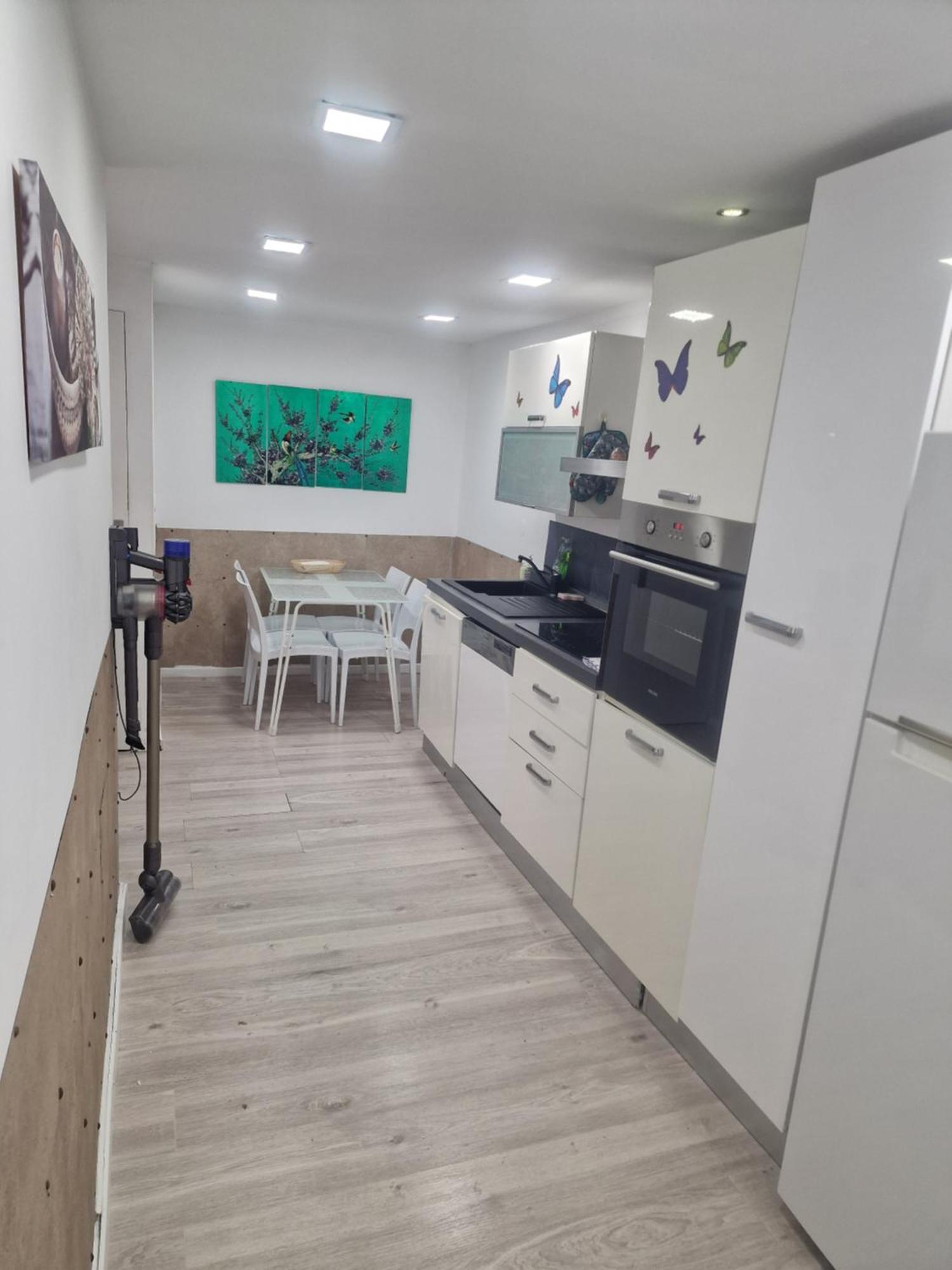 Hébergement de vacances Maison Climatisee ,2 Chambres, Parking Compris